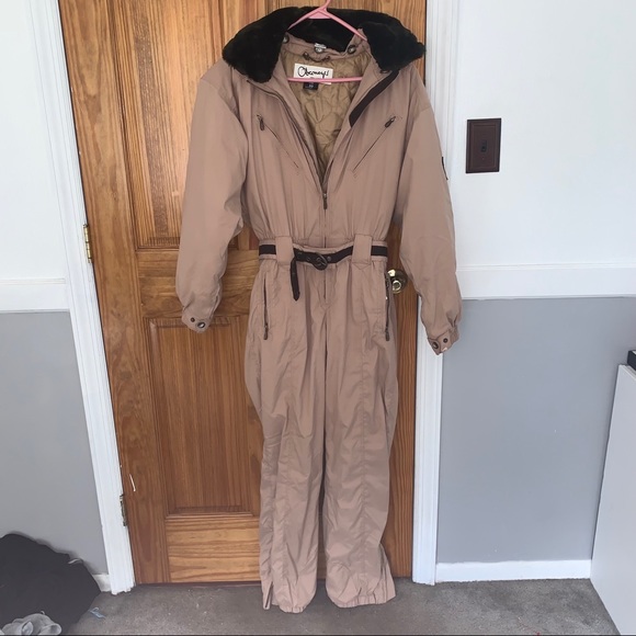 Obermeyer Other - VINTAGE Obermeyer tan snow suit with brown fur